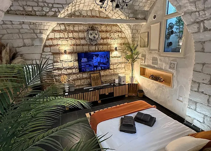 Capsule Arkea Souplex Apartment Arras